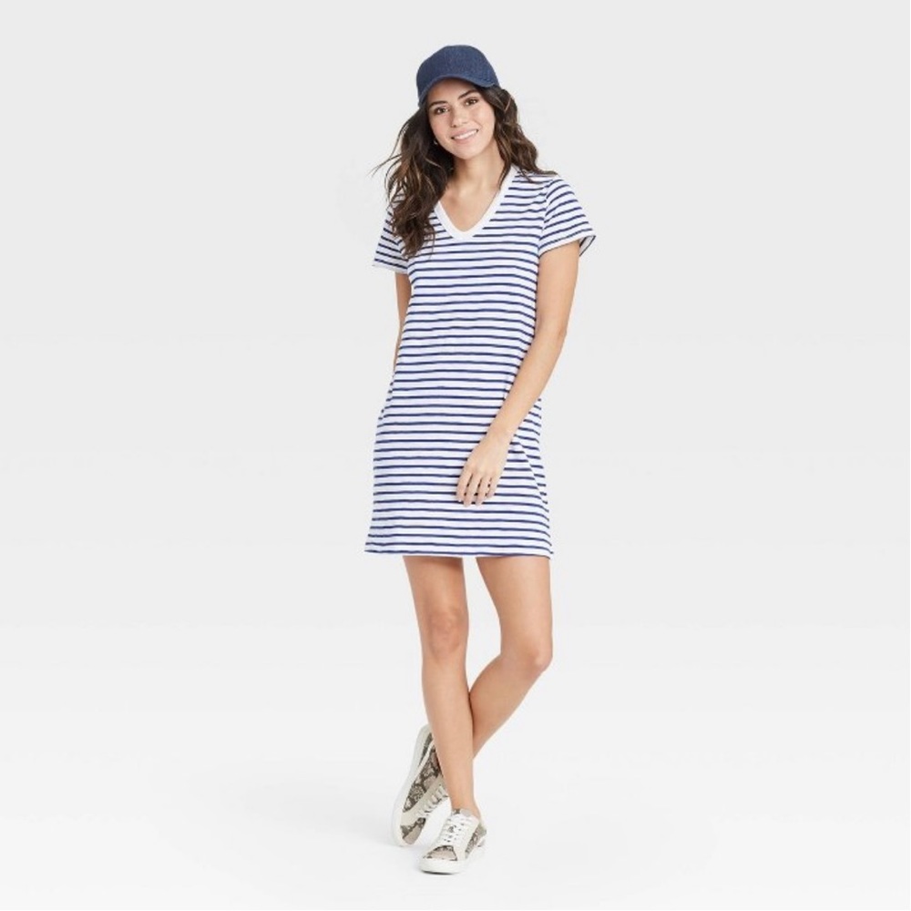 ‼️FINAL PRICE‼️ Universal Thread Striped T-Shirt Dress